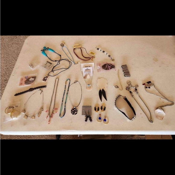 24pc Jewelry Bundle - Picture 7 of 8